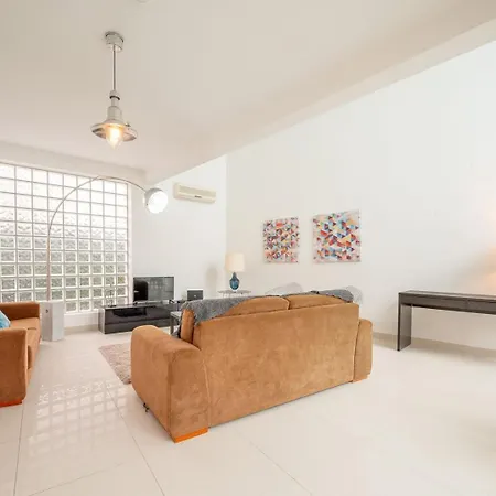 Ferienhaus Guestready - Palmela Village With Pool